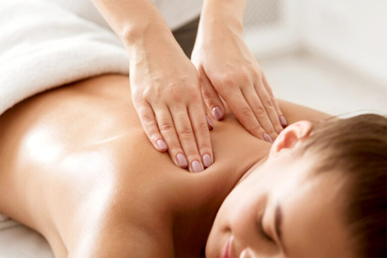 Massagem Relaxante: Uma Jornada para o Bem-Estar